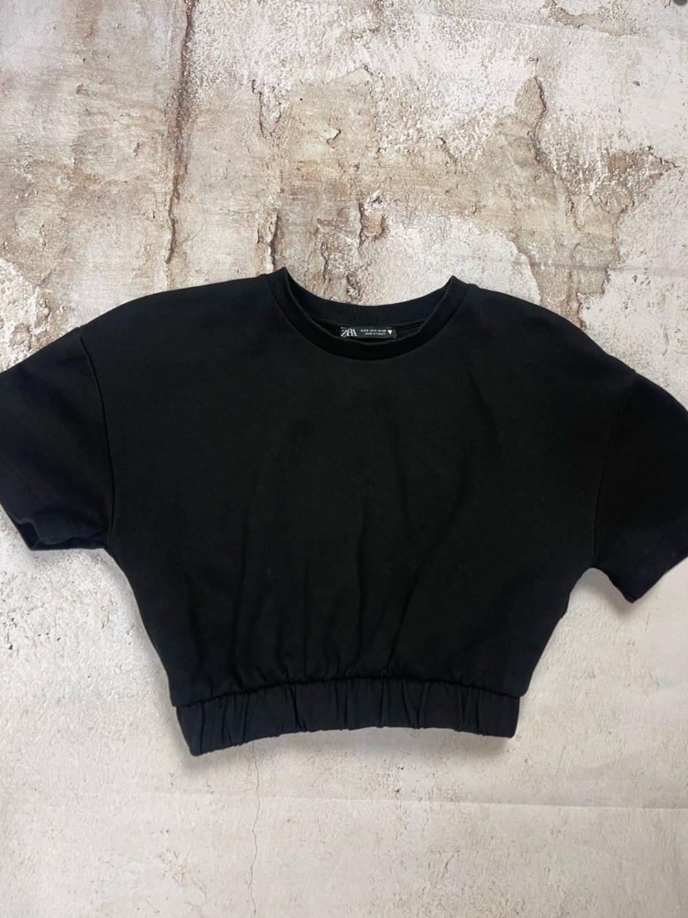 Zara Black Crewneck Crop Top Short-Sleeve Tee